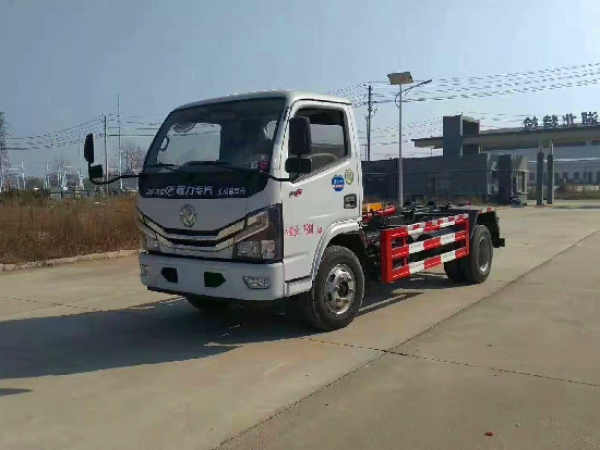 東風(fēng)小多利卡國六藍(lán)牌車廂可卸（鉤臂5方）式垃圾車